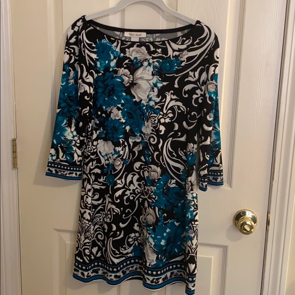 White House Black Market Tunic